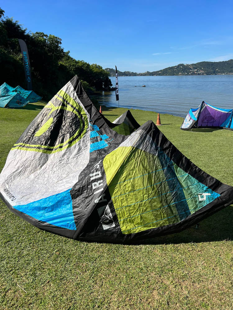 Kite Airush Lithium 9m 2014 Blue
