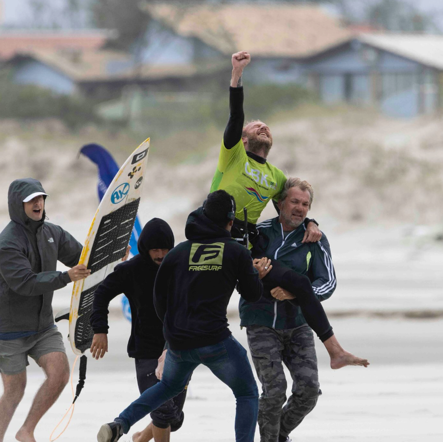 Alemão kitesurf