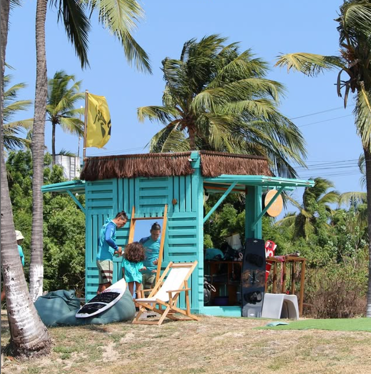 Isla Kite Center