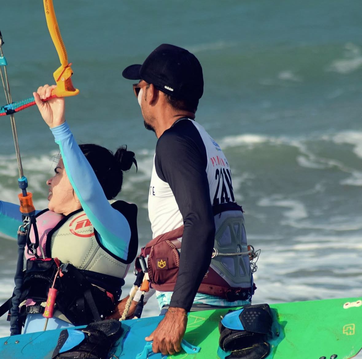 Nando Kite School